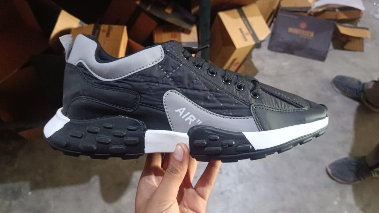 Men's Casual Shoes Thick Base Sneakers